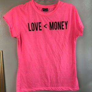 Women’s teeshirt